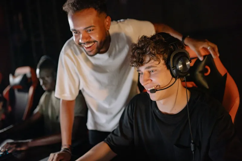 No Judgment, Just Vibes: Why Your Discord Server Might Be Your Most Honest Relationship